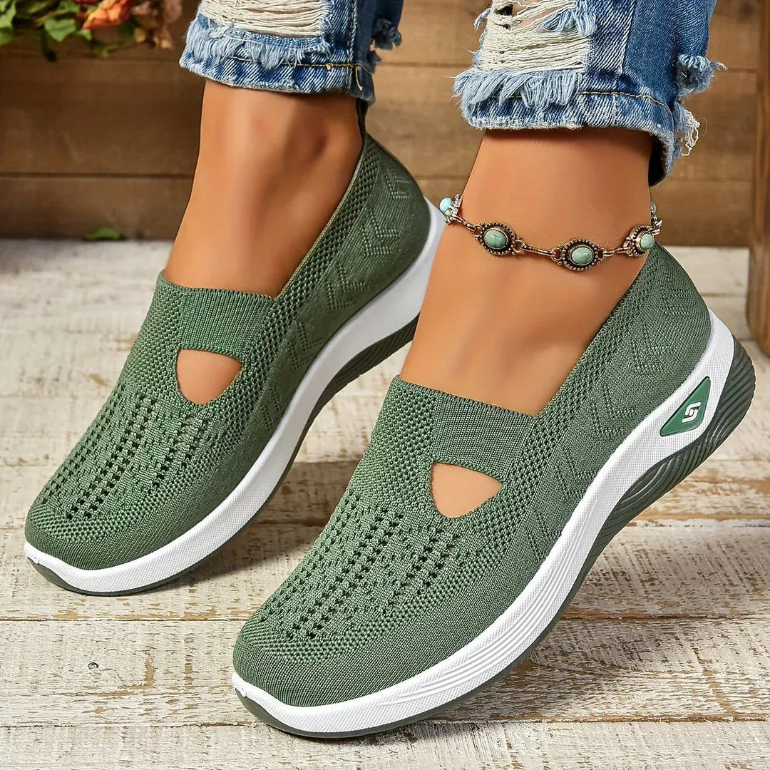Women's Soft Flat Walking Shoes with Memory Foam