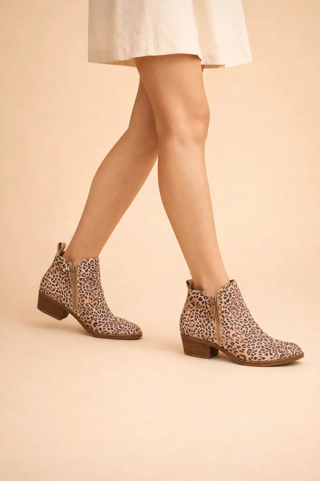 Women's Block Heel Ankle Boots with Side Zip