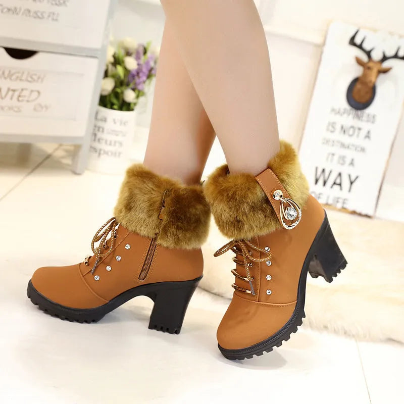 Women’s Chunky Heeled Boots with Side Zip