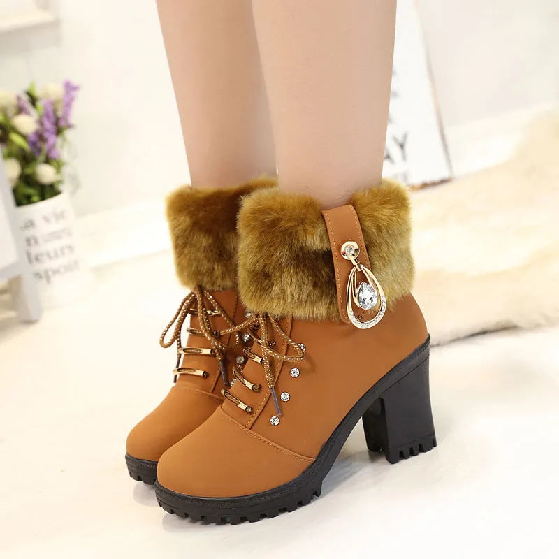 Women’s Chunky Heeled Boots with Side Zip