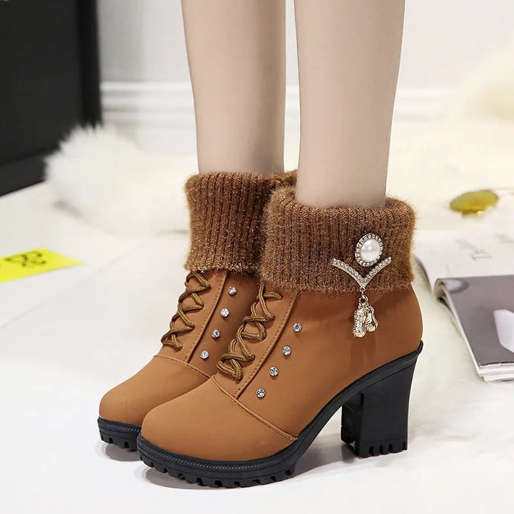 Women’s Chunky Heeled Boots with Side Zip