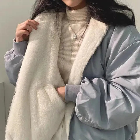 Women's Oversized Fluffy Jacket with Zip-Up