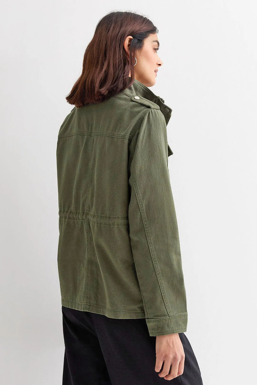Women’s Quilted Jacket with Zip Closure and Pockets