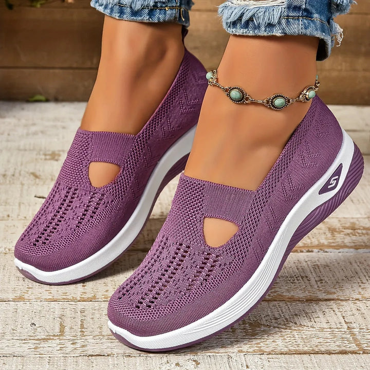 Women's Soft Flat Walking Shoes with Memory Foam