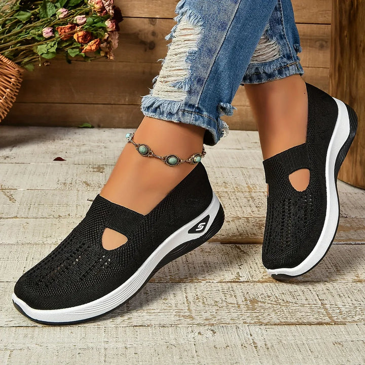 Women's Soft Flat Walking Shoes with Memory Foam