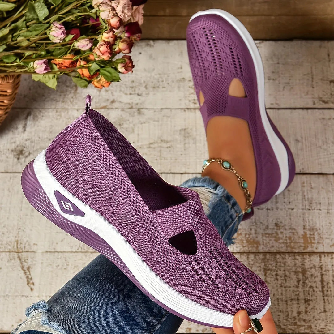Women's Soft Flat Walking Shoes with Memory Foam