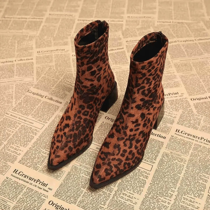 Women's Wide Fit Block Heel Ankle Boots with Side Zip