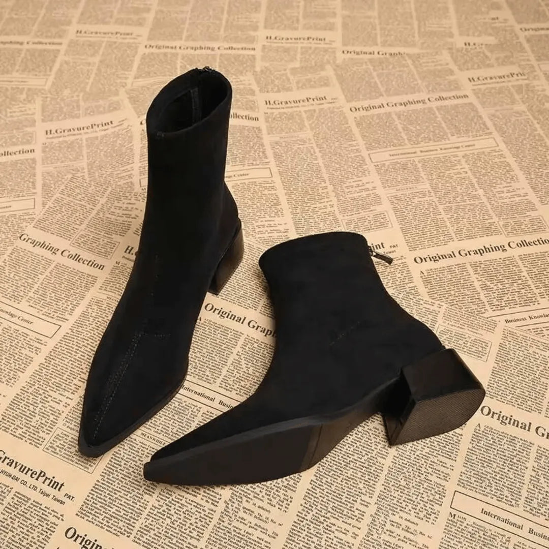 Women's Wide Fit Block Heel Ankle Boots with Side Zip