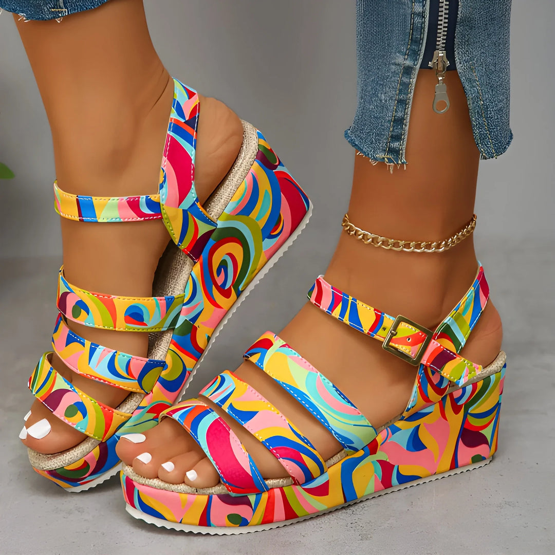 Women's Comfortable Platform Sandals with Non Slip Strappy and Cushioned Sole